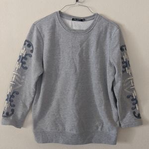 Max Jeans•Embroided Casual Sweatshirt Sz Small